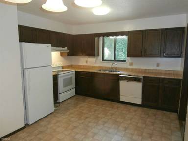 Main picture of 3236 Ramond St