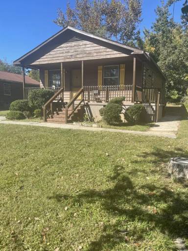 Main picture of 2236 Jones Rd