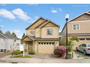 Main picture of 5032 SW 207th Pl