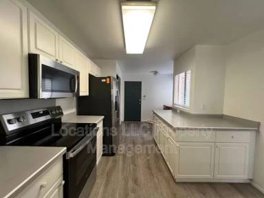 Main picture of 94-823 Lumiauau St