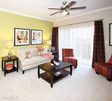 Main picture of Essence At North Dallas
