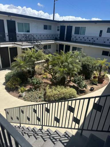 Main picture of 4330 Marine Ave