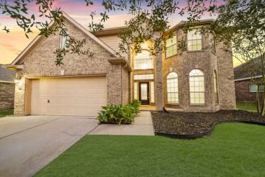 Main picture of 809 Irish Maple St
