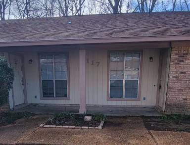 Main picture of 117 Crestwood Cv