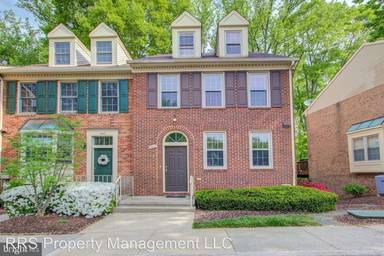 Main picture of 5447 Grove Ridge Way