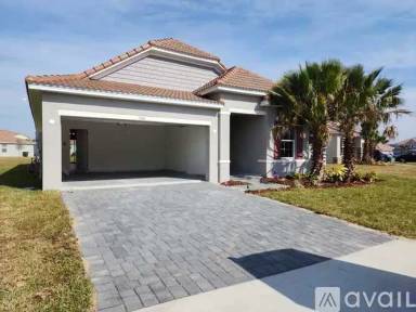 Main picture of 1166 Oak Bluff Dr