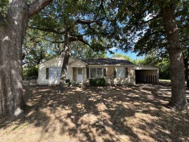 Main picture of 800 Audra Ln