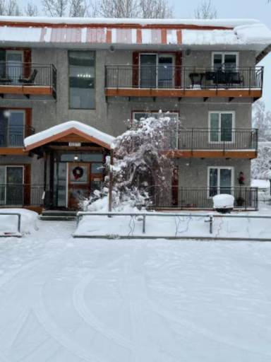 Main picture of 822 16th Ave