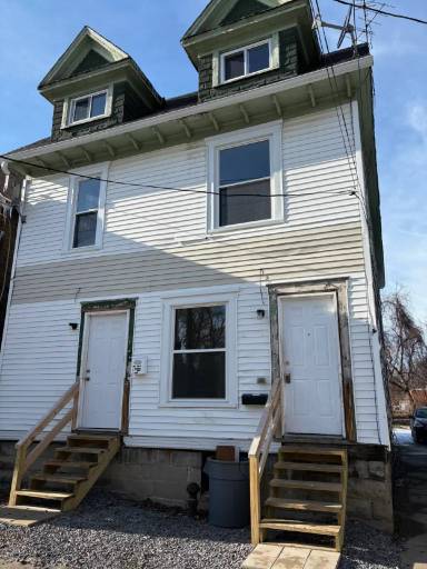 Main picture of 430 W 4th St