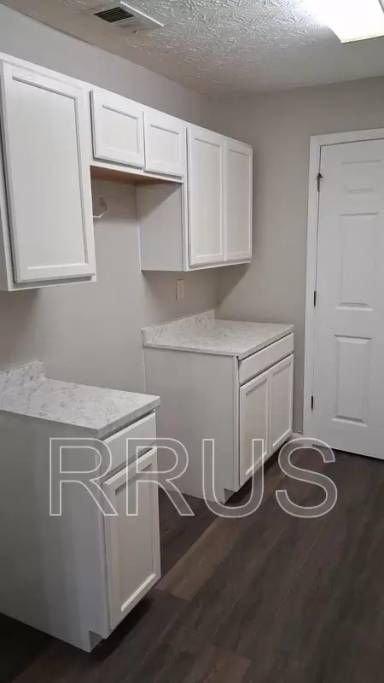 Main picture of 9203 Waldrop Pl