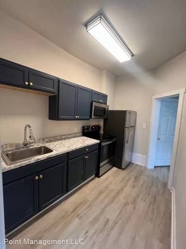 Main picture of 445 Riverland Rd SE