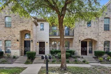Main picture of 5738 Grosseto Dr
