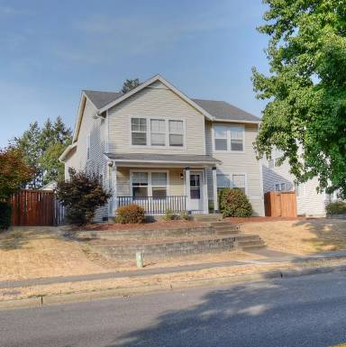 Main picture of 2262 Palisade Blvd