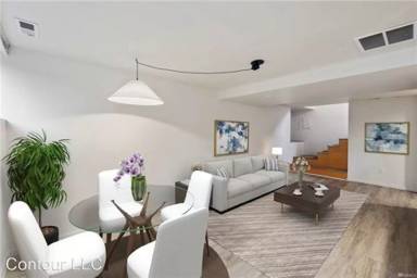 Main picture of 5002 20th Ave NE
