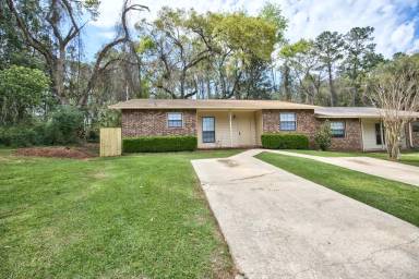 Main picture of 900 Meginnis Ln