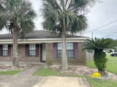 Main picture of 8469 Barrancas St