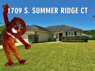 Main picture of 1709 S Summer Ridge Ct