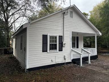 Main picture of 1614 Reeves St