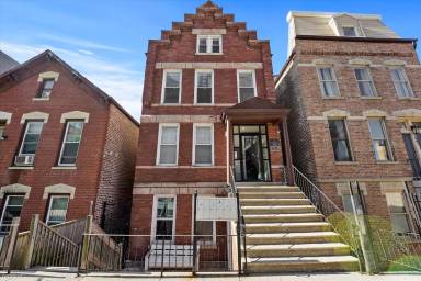 Main picture of 1645 W 17th St