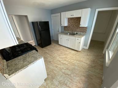 Main picture of 688 Winchester Ave