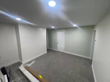 Main picture of 1 Henvis Pl