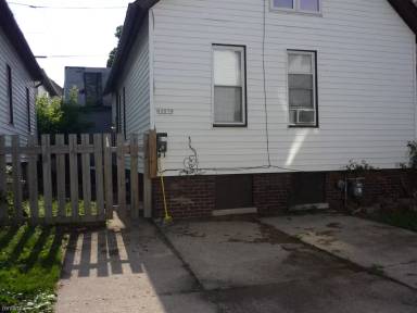Main picture of 1659 N Arlington Pl