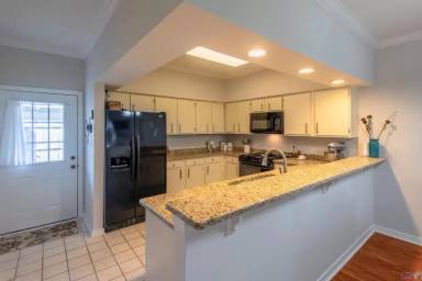 Main picture of 12334 S Harrells Ferry Rd