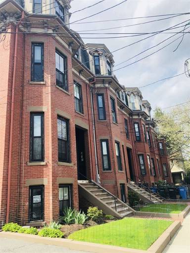 Main picture of 196 Central St
