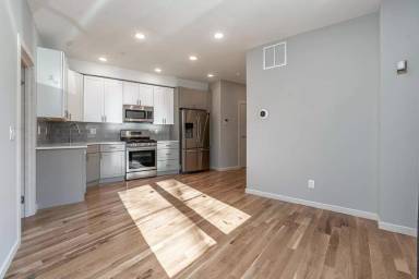 Main picture of 2045 N College Ave