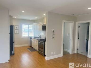 Main picture of 441 Tustin Ave