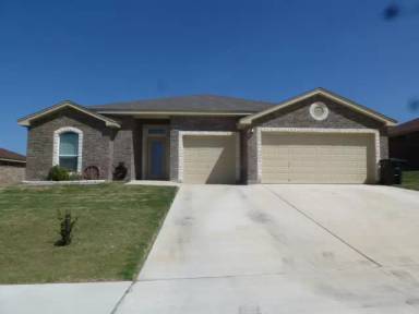 Main picture of 2803 Hector Dr