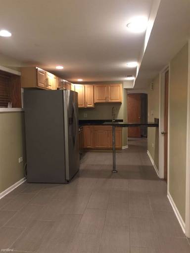 Main picture of 2150 N Kenneth Ave