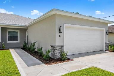 Main picture of 8 Squire Ct