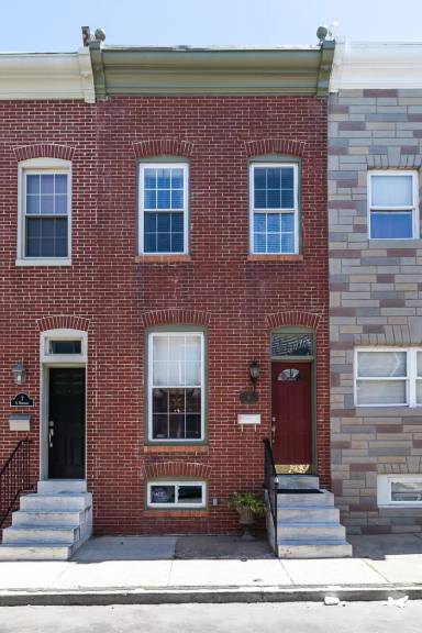 Main picture of 9 S Robinson St