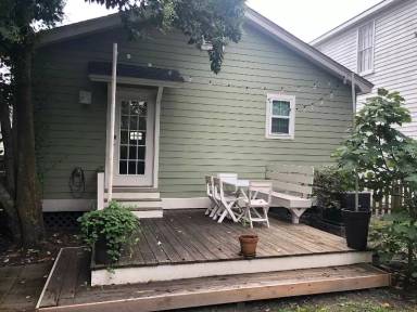 Main picture of 32 Lenox St