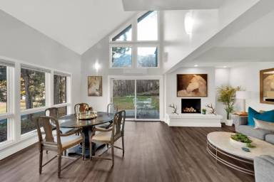 Main picture of 2578 E Dimple Dell Rd