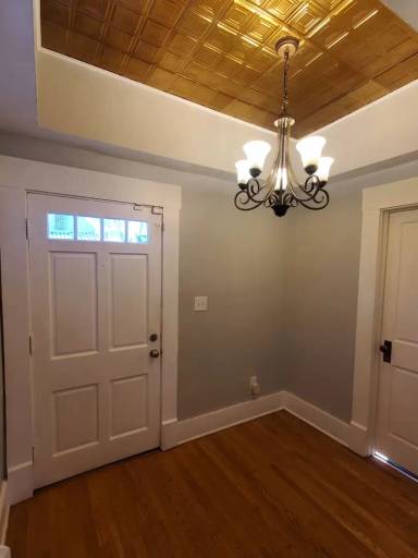 Main picture of 418 Park Ave