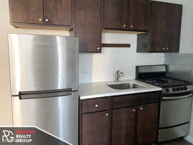 Main picture of 1627 N Humboldt Blvd