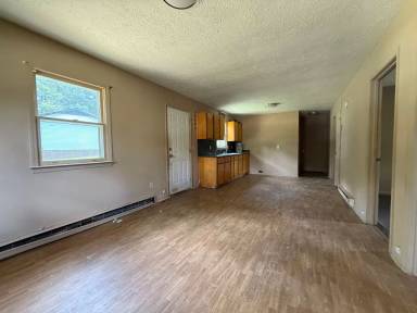 Main picture of 284 Misty Rd