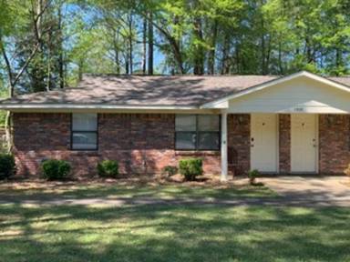 Main picture of 1328 Hampton Dr