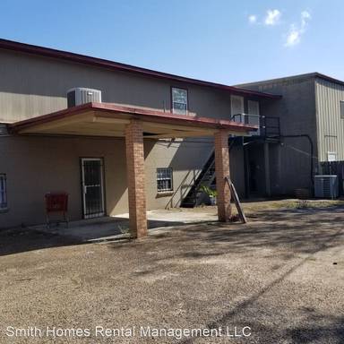 Main picture of 2105 Martin St