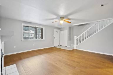 Main picture of 410 Lorenz Ave