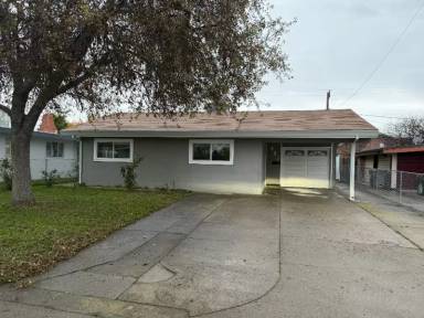 Main picture of 881 Casselman Dr