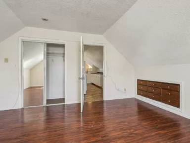 Main picture of 250 Summerfield Ave - 3