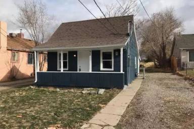 Main picture of 92 N 100 W