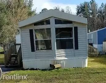 Main picture of 18 Poplar Acres Dr