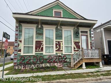 Main picture of 2202 Delachaise St