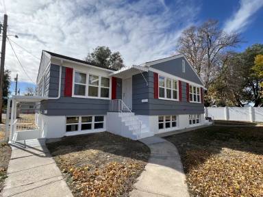 Main picture of 812 W Kiowa Ave