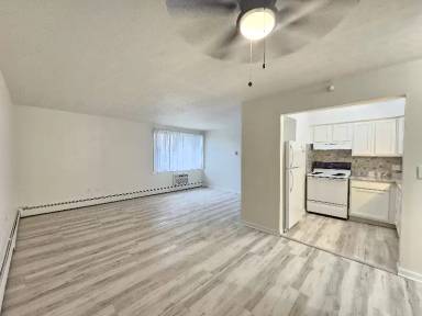 Main picture of 1851 W 13 Mile Rd