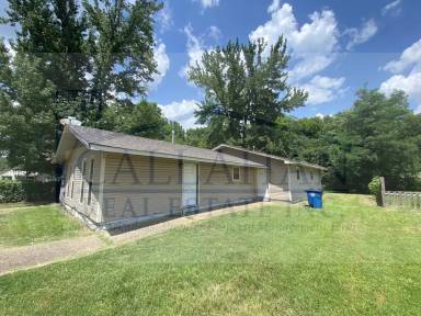 Main picture of 3502 Gum St